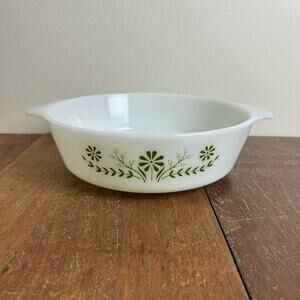 Vintage 1950s Green Daisy Glasbake 438 round casserole Dish Made in‎ USA